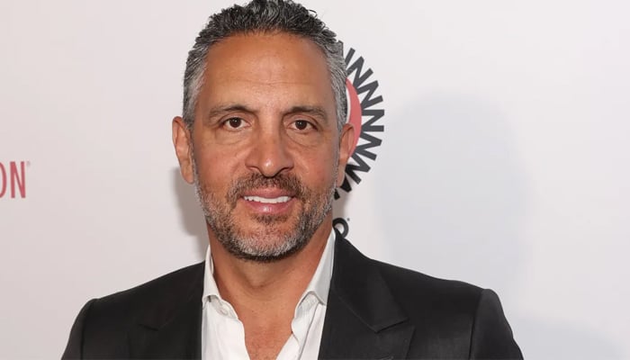 Mauricio Umansky and Dancing with the Stars Emma Slator share close bond