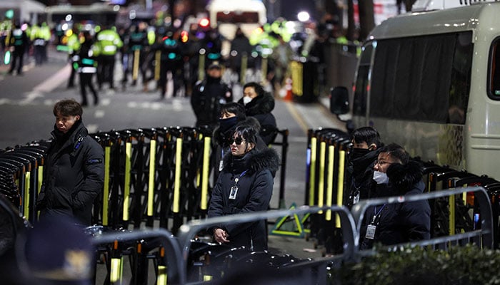 Police officers stand guard in front of the impeached South Korean President Yoon Suk Yeols official residence, as Yoon faces potential arrest after a court on Tuesday approved a warrant for his arrest, in Seoul, South Korea, January 3, 2025. — Reuters