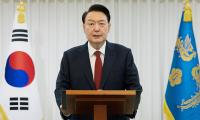 South Korean Investigators Call Off Arrest Of President Yoon