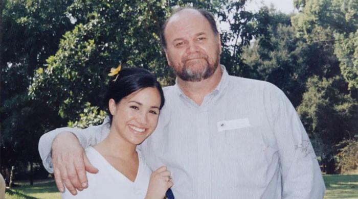 Meghan Markle’s father sends surprising message to King Charles