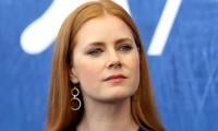 Amy Adams Gets Seal Of Approval On Golden Globes Dress From Someone Special