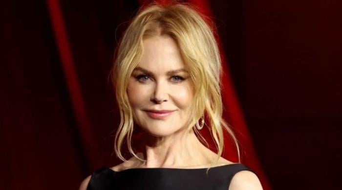 Nicole Kidman performs ‘Baby Girl’ scene ‘stay’ whereas accepting award