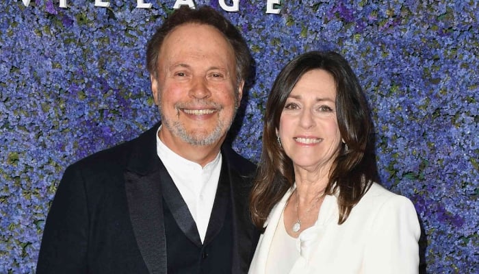 Billy Crystal, wife Janice mourn loss of home in Pacific Palisades fire