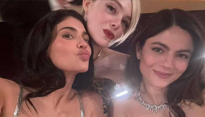 Elle Fanning talks fun night with Kylie Jenner at 2025 Golden Globes