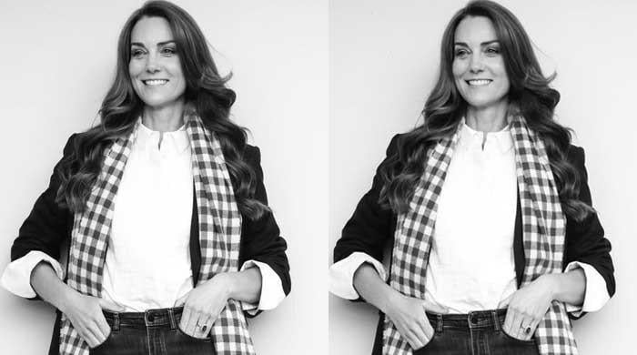 Kate Middleton’s breathtaking birthday photograph units web ablaze