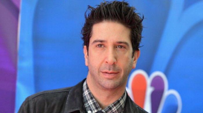 David Schwimmer strikes to tears watching this one present