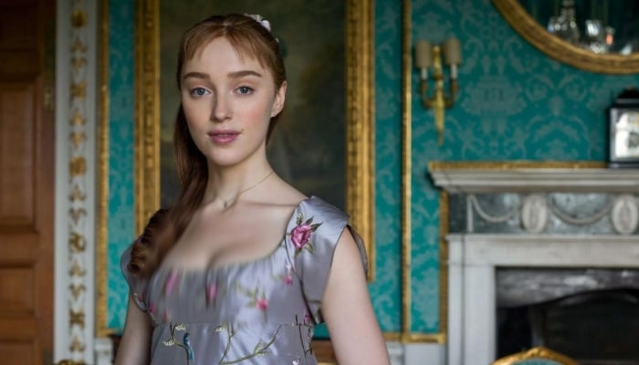 Phoebe Dynevor talks about reprising her role in Bridgerton season four