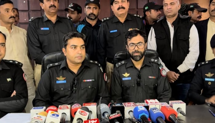 SSP Khairpur Touheed Rehman Memon (centre-left) and SSP Kashmore Zubair Nazir Sheikh (centre-right) address a press conference at Police Headquarters Khairpur on January 19, 2025. — Facebook/@sindhpolicedmc