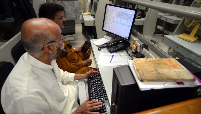 Brokers are busy in trading at Pakistan Stock Exchange (PSX) in Karachi on Friday, January 17, 2025. — PPI