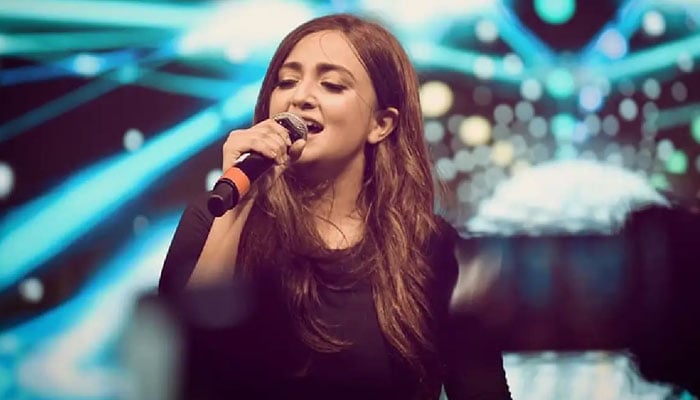 Monali Thakur asks media NOT to spread fake news about her health