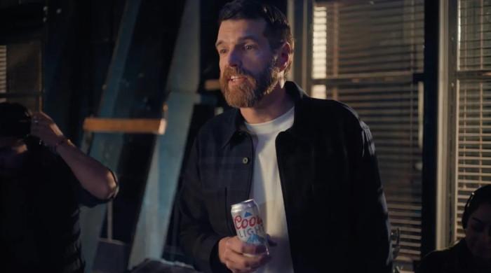 Timothy Simons messes up lines in Coors Light’s 2025 Super Bowl Ad teaser