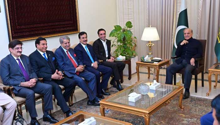 Bilawal Bhutto-Zardari-led PPP delegation meets Prime Minister Shehbaz Sharif at the Prime Minister House on March 10, 2024. — APP